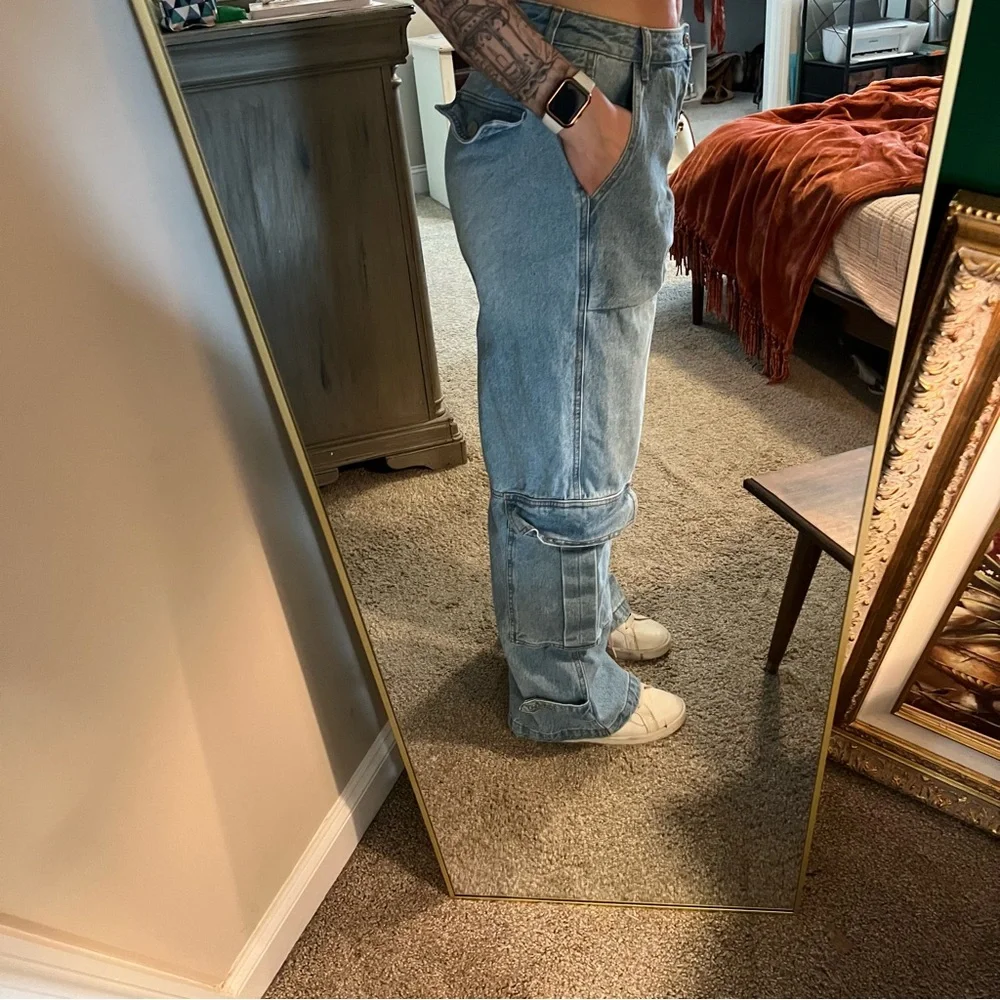 Forever 21 Wide Leg Cargo Jeans size 28 - Picture 3 of 9